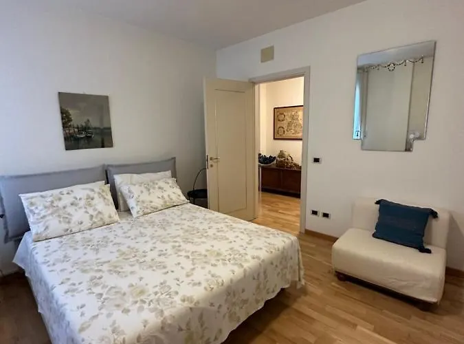 Esmeralda Lejlighed *